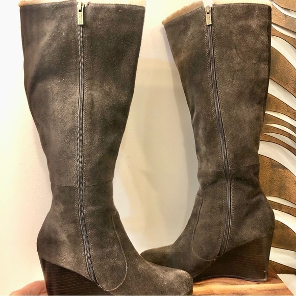Kenneth Cole Reaction Triple Flirt Suede Wedge Boot 8.5 - Picture 8 of 15